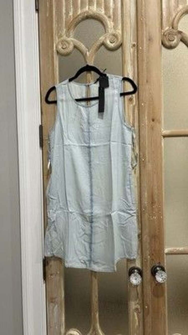 Mini shift denim dress size large sleeveless 34” Length